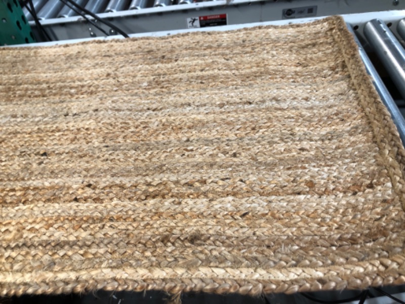 Photo 4 of PREVIOUSLY OWNED-  Signature Loom Handcrafted Farmhouse Jute Accent Rug (2 ft x 6 ft) 