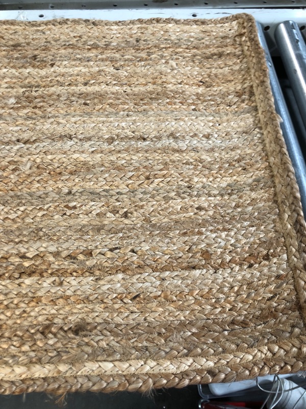 Photo 3 of PREVIOUSLY OWNED-  Signature Loom Handcrafted Farmhouse Jute Accent Rug (2 ft x 6 ft) 