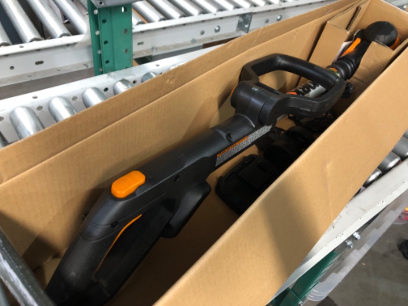 Photo 2 of **MISSING SHIELD** Worx WG163 GT 3.0 20V PowerShare 12" Cordless String Trimmer