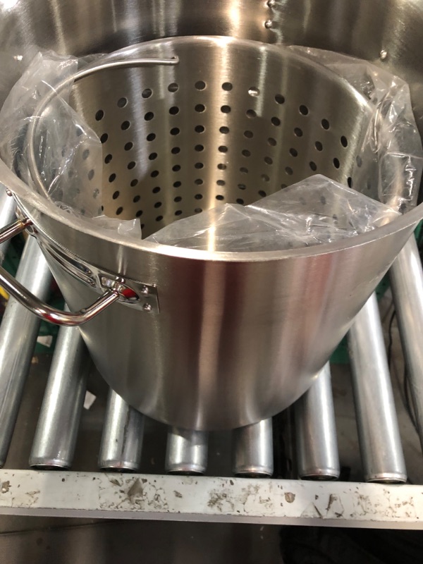 Photo 4 of ***DAMAGED - DENTED - SEE PICTURES***
Gas One Fryer Pot 32 QT - All Purpose - Stainless Steel Tri Ply