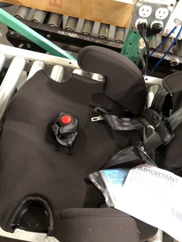 Photo 4 of *MISSING CUP HOLDER*Graco Tranzitions 3 in 1 Harness Booster Seat, Proof Tranzitions Black