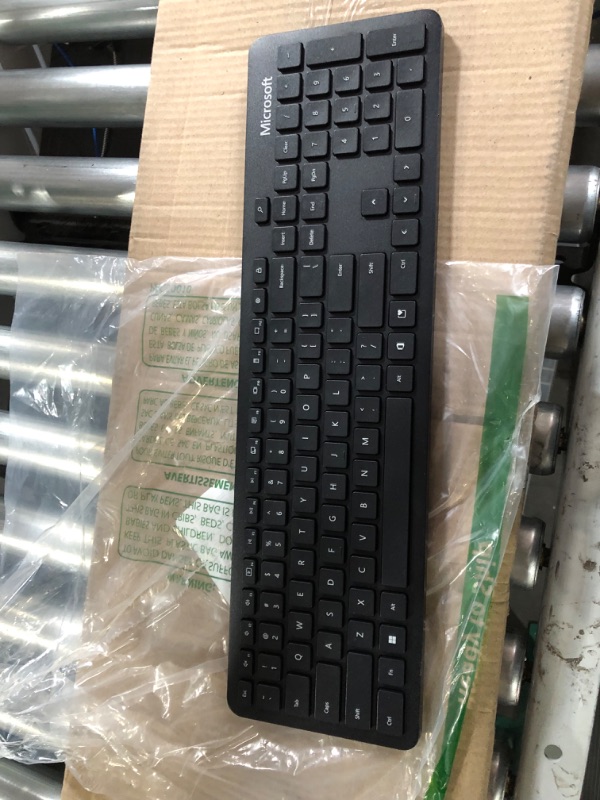 Photo 2 of *MISSING BLUETOOTH CONNECTION*Microsoft Bluetooth Keyboard Black