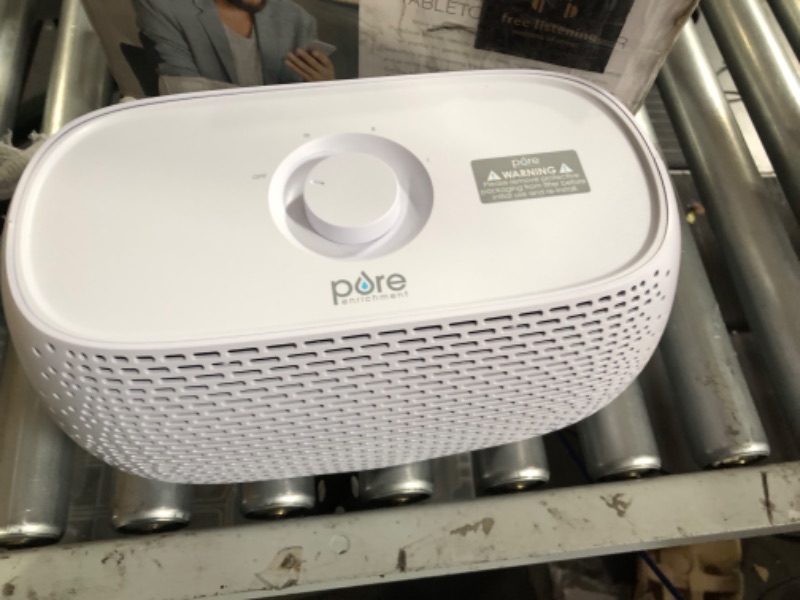 Photo 3 of *MINOR DAMAGE*Pure Enrichment® PureZone™ Breeze Tabletop 2-in-1 Air Purifier