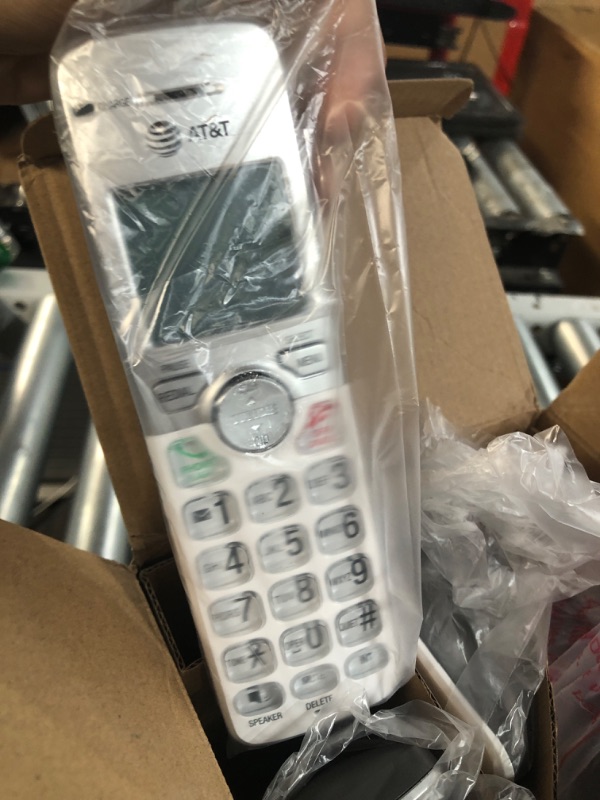 Photo 3 of AT&T EL52215 Dect 6.0 Answering System with Caller ID/Call Waiting Landline Telephone Accessory,Gray