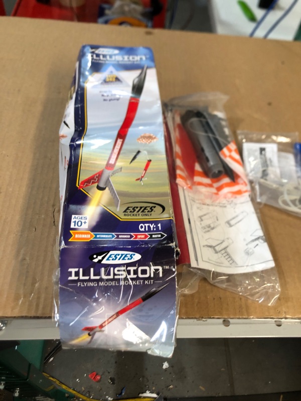 Photo 3 of Estes Illusion Flying Model Rocket 7299| Snap Together Beginner Kit | Soars up to 1125', Mulitcolor