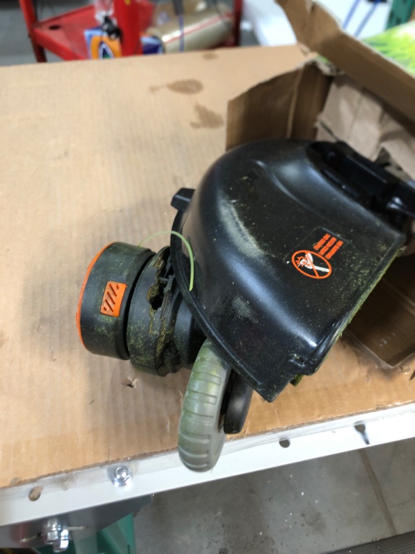 Photo 1 of * USED * 
BLACK+DECKER 20V MAX String Trimmer, 2-Speed, 12-Inch, Cordless (LST522) 20V String Trimmer Kit