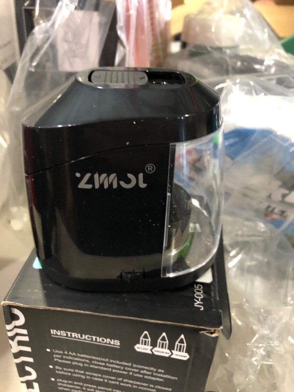 Photo 3 of ZMOL Electric Pencil Sharpeners Battery Operated, Pencil Sharpener for Colored Pencils, Auto Stop for No.2/Colored Pencils(6-8mm),School/Classroom/Office(USB Cable Included) Black