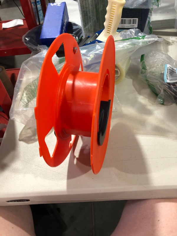 Photo 3 of bayco kw-110 cord storage reel with center spin handle, 100-feet,orange