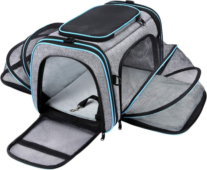 Photo 1 of Maskeyon Airline Approved Pet Carrier, 19.5"L x 12"W x 12"H