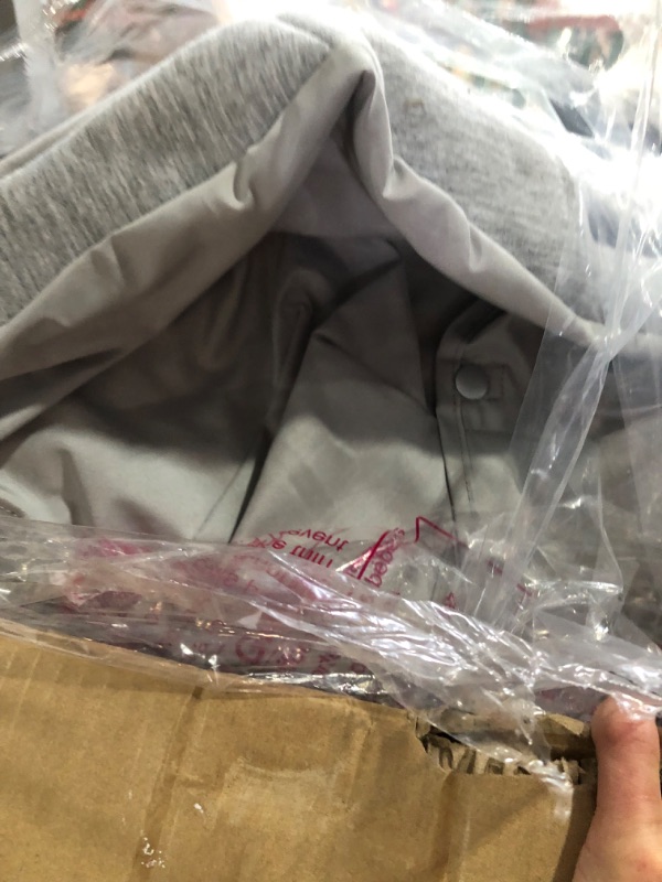 Photo 1 of Graco, Soothe My Way Swing with Removable Rocker, Madden   **** USED UNKNOWN IF MISSING PEICES UNABLE TO TEST FUNCTION 