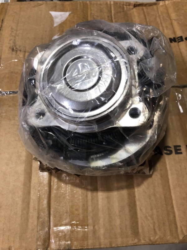 Photo 4 of AUQDD 512493 (For AWD Models) Rear Wheel Hub and Bearing Assembly 