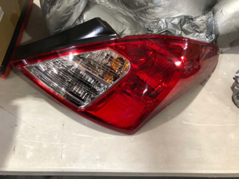 Photo 2 of Passenger Side Tail Light Lamp Assembly Compatible with 2012-2019 Nissan Versa With Bulb
