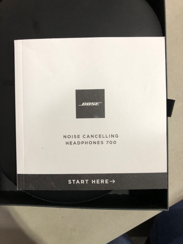 Photo 5 of Bose Noise Cancelling Wireless Bluetooth Headphones 700