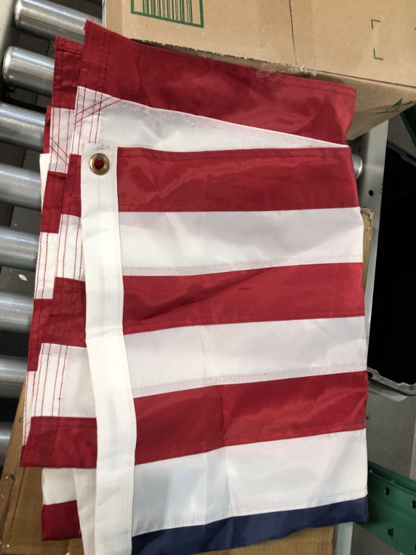 Photo 3 of American flag with pole,Flag poles kit for 3 x 5 Flags Holder,Including 100% Polyester Flags, 6 FT stainless steel No Tangle Spinning Pole and 2-Position Flag Pole Bracket?American flag? Silver Silver Bracket+Flag pole+(American Flag)