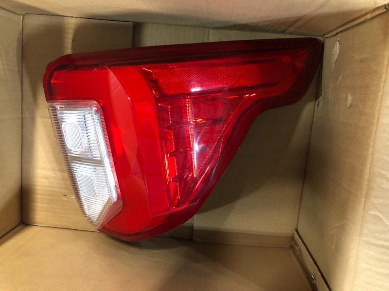 Photo 3 of ***UNTESTED*** MZORANGE Tail Light Rear Brake Lamp For Ford Explorer 2020 2021 2022 (Right Passenger Side)