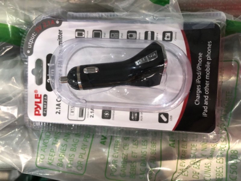 Photo 1 of Pyle FM Radio Transmitter Adapter Digital LCD Power Display