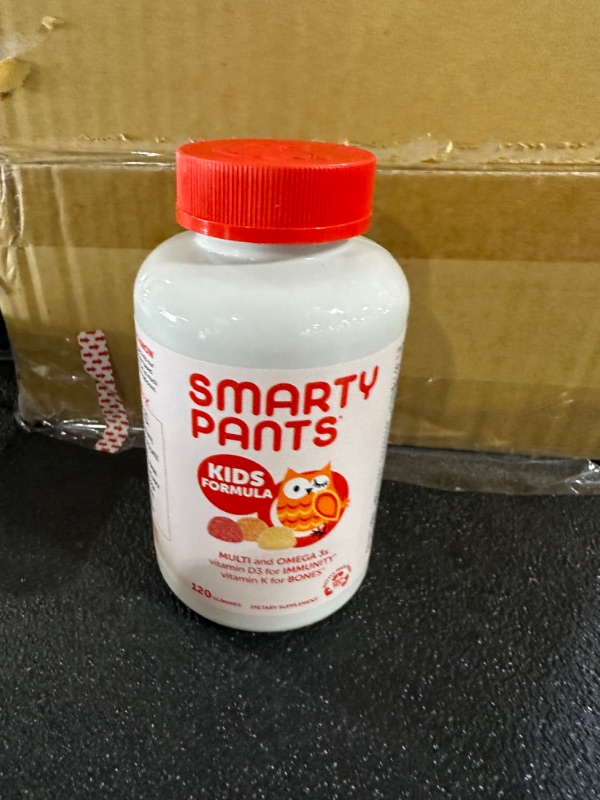 Photo 2 of SmartyPants Kids Formula Daily Gummy Multivitamin: Vitamin C, D3, and Zinc for Immunity, Gluten Free, Omega 3 Fish Oil (DHA/EPA), Vitamin B6, B12, 120 Count (30 Day Supply) Kids Formula - Original