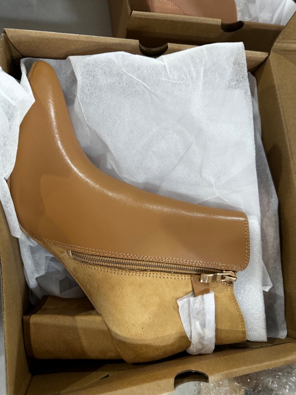 Photo 1 of 8 1/2 women’s boots