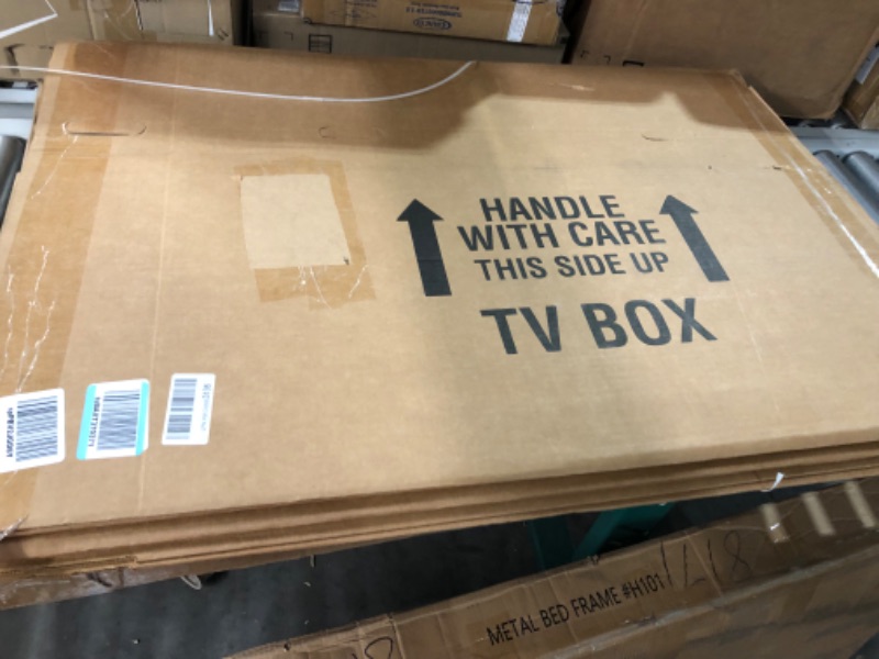 Photo 3 of uBoxes TV Moving Box (TV Moving Box - 3 Pack)