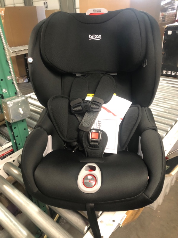 Photo 4 of Britax Boulevard ClickTight Convertible Car Seat