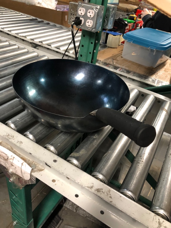 Photo 3 of ??? ZhenSanHuan Chinese Hand Hammered Iron Woks and Stir Fry Pans, Non-stick, No Coating, Carbon Steel Pow 