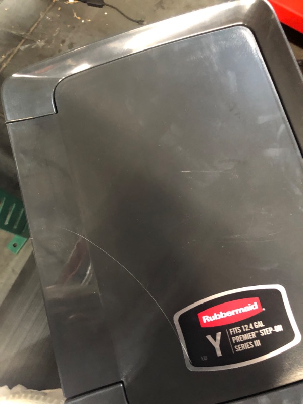Photo 1 of **SEE NOTES
**Rubbermaid Premier Series III Step-On Trash Can for Home and Kitchen, with Stainless Steel Rim, 12.4 Gallon, Charcoal