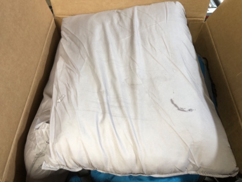 Photo 1 of **SEE NOTES** OUSUTLE Double Sleeping Bag for Adults, 2 Person Sleeping Bag with 2 Pillows for
