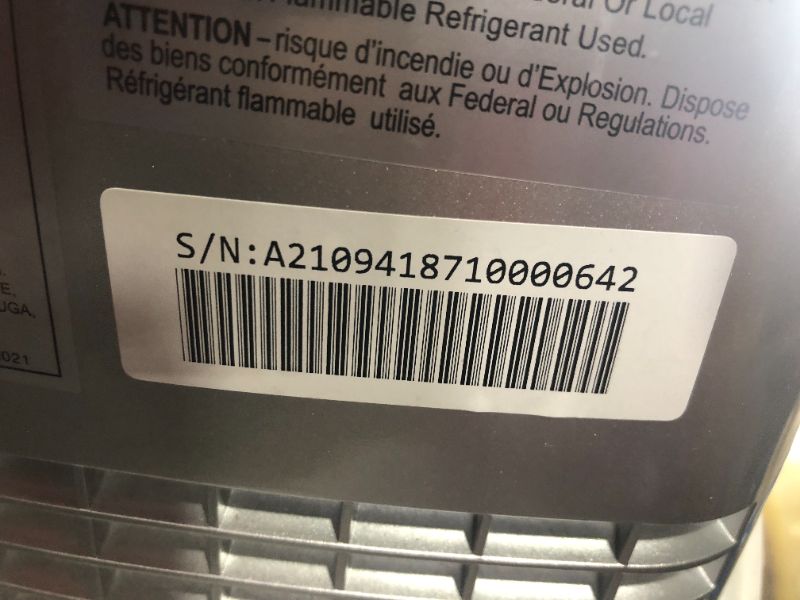 Photo 4 of ***POWERS ON - UNABLE TO TEST FURTHER - ICE BASKET AND SCOOP MISSING***
FRIGIDAIRE EFIC189-Silver Compact Ice Maker, 26 lb per Day