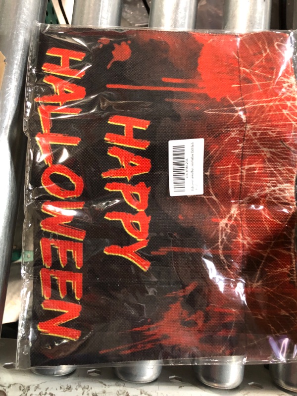 Photo 3 of ****NON REFUNDABLE***
MISC BUNDLE OF HALLOWEEN ITEMS