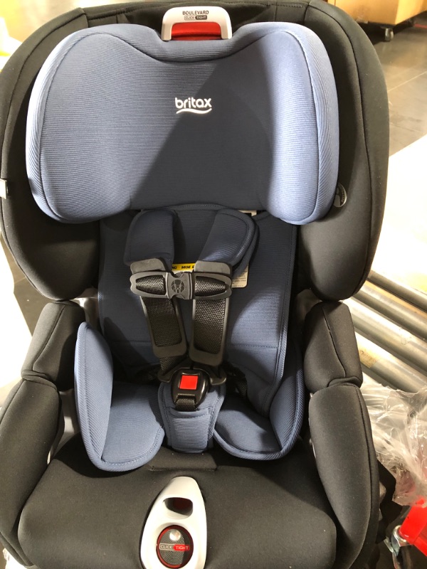 Photo 2 of Britax Boulevard Clicktight Convertible Car Seat, Blue Contour SafeWash
