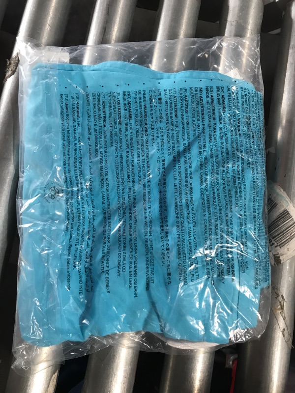 Photo 1 of Amazon Essentials Men's 9" Quick-Dry Swim Trunk Medium Aqua Blue