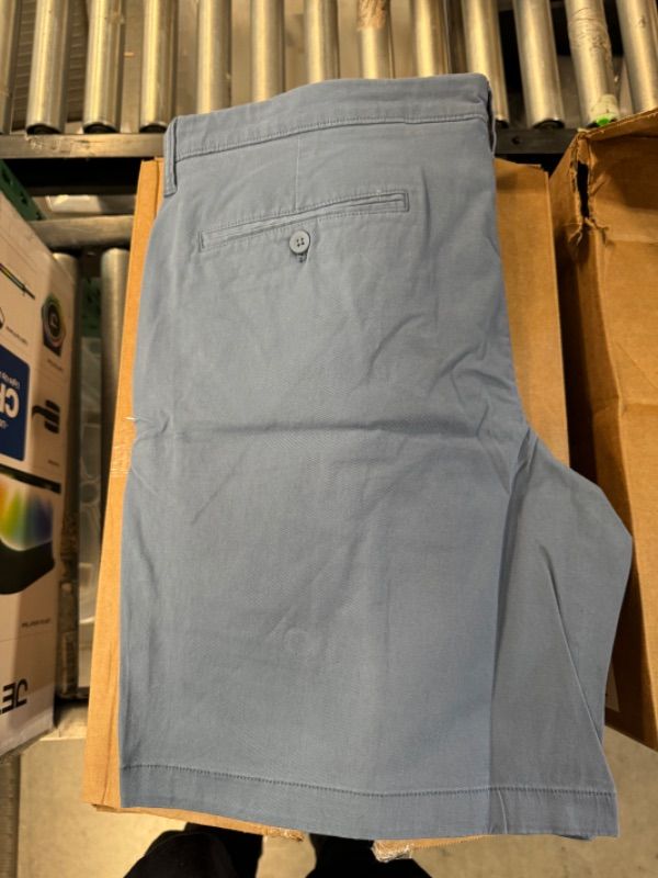 Photo 2 of Member's Mark Regular Fit Everyday Flat Front Short (size 40)