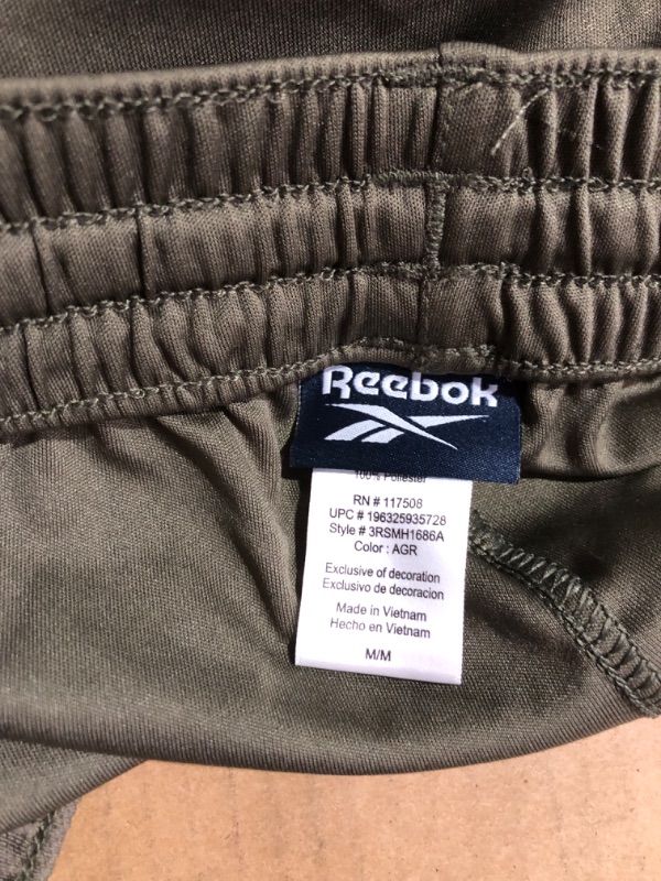 Photo 3 of *MINOR STAIN*
Reebok Men S Speedwick Stretch Performance Knit Active Short ARMY GREEN SIZE MEDIUM
