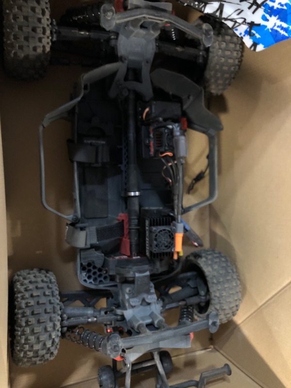 Photo 3 of ARRMA 1/10 SENTON 4X4 V3 3S BLX Brushless Short Course Truck RTR (Transmitter and Receiver Included, Batteries and Charger Required ), Blue, ARA4303V3T1