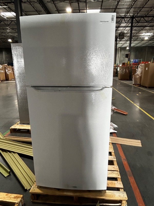 Photo 2 of [FOR PARTS, READ NOTES]
Whirlpool 24.6-cu ft Side-by-Side Refrigerator with Ice Maker (Fingerprint Resistant Stainless Steel)
