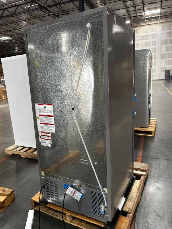 Photo 11 of 30-inch Wide Top Freezer Refrigerator - 18 cu. ft.
