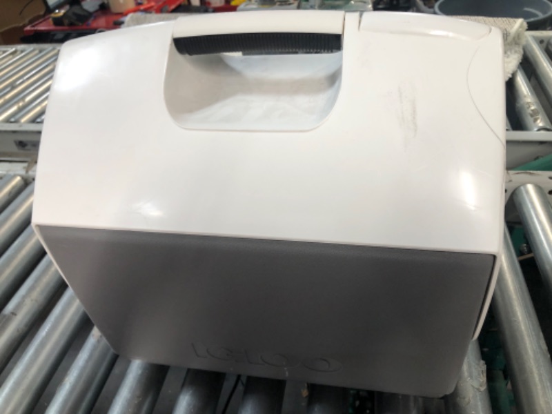 Photo 1 of **MINOR DAMAGE SEE PHOTOS** Igloo Moonscape PlayMate Elite Cooler