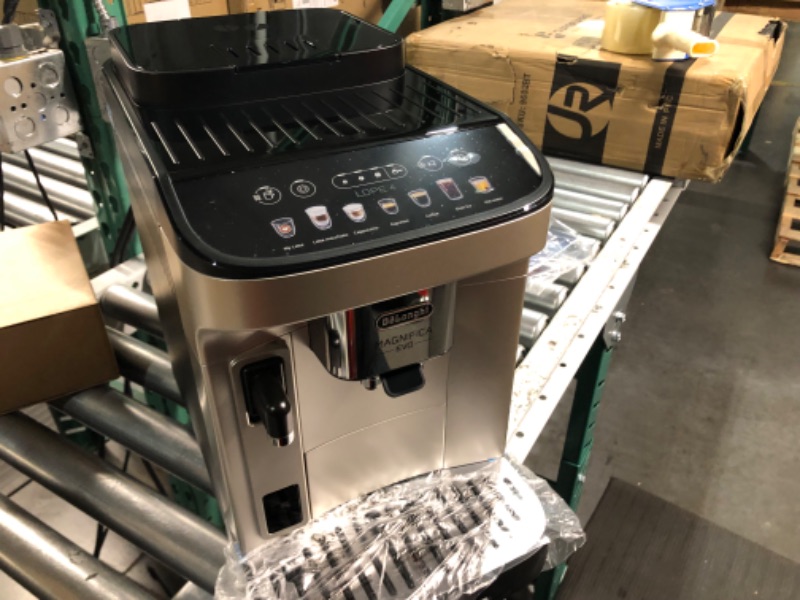 Photo 1 of De'Longhi Magnifica Evo with LatteCrema System, Fully Automatic Machine Bean to Cup Espresso Cappuccino and Iced Coffee Maker,
