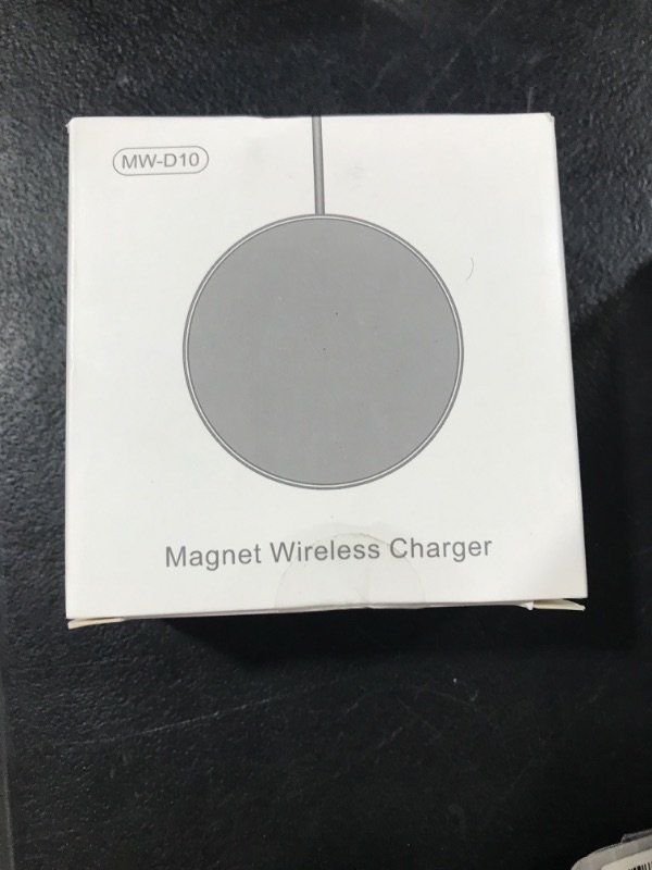 Photo 2 of Magnetic Wireless Charger MW-D10(MICROSKY),15W Max Charging with USB-C 20W, Compatible with iPhone 13/13 Mini/13Pro/13Pro max/iPhone 12 Series,Samsun S22 Series, Black
