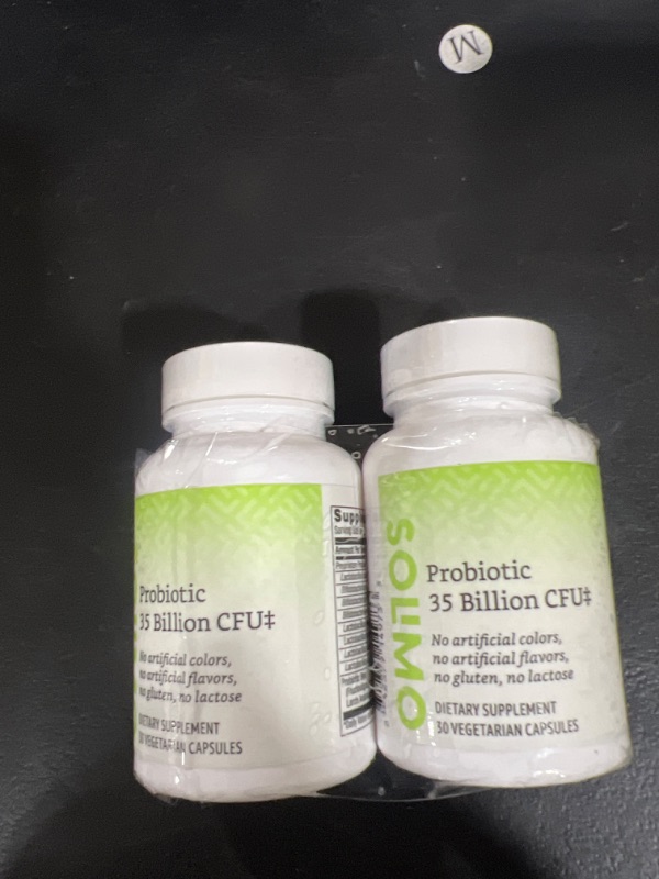 Photo 2 of Amazon Brand - Solimo Probiotic 35 Billion CFU, 8 Probiotic Strains with Prebiotic Blend, 30 Vegetarian Capsules & Solimo Probiotic 5 Billion CFU, 8 Probiotic strains with 60 mg Prebiotic Blend