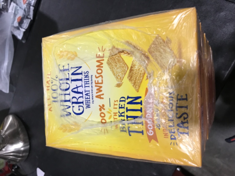 Photo 3 of Wheat Thins Original Whole Grain Wheat Crackers, Family Size, 14 oz 14 Ounce (Pack of 6)