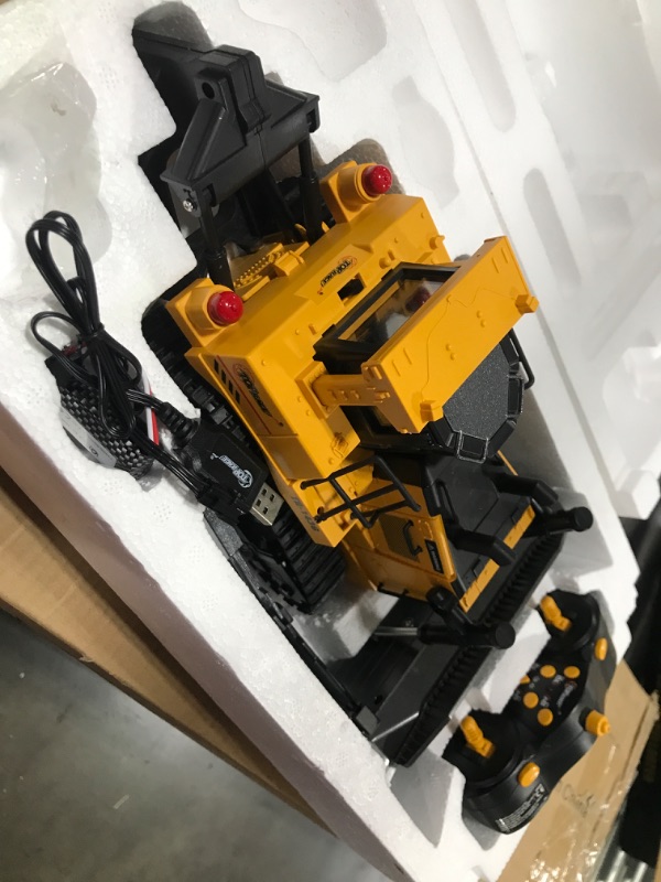 Photo 2 of  RC Bulldozer Heavy Duty Hobby Grade Construction Toys for Boys and Adults