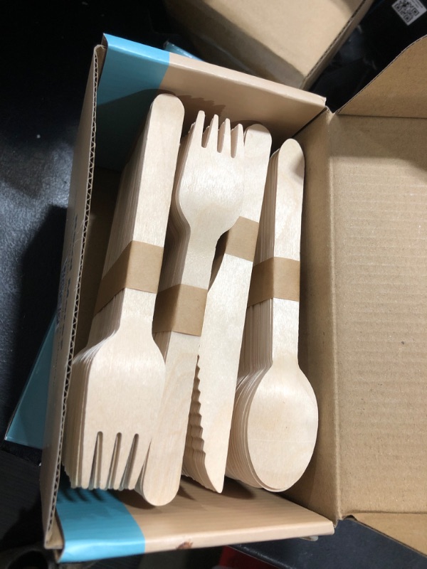 Photo 2 of EcoPlate Disposable Wooden Cutlery Set, 100% All-Natural Birch Wood, 6 Inch Length Eco-Friendly, Biodegradable and Compostable Wooden Non-Plastic Utensils (200 Count - 100 Forks, 50 Spoons, 50 Knives)