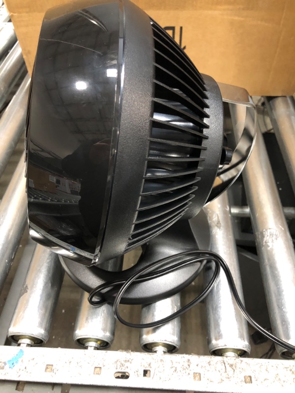 Photo 3 of ****POWERS ON BUT DOES NOT SPIN *******
Vornado 460 Compact Whole Room Air Circulator Fan Black