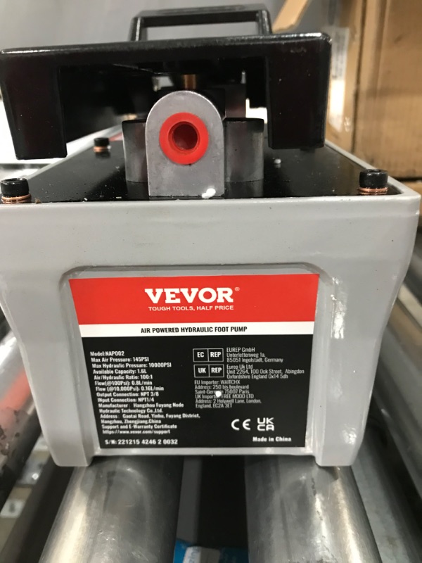 Photo 4 of VEVOR Air Hydraulic Pump, 10,000 PSI 1/2 Gal Reservoir, NPT 3/8" Oil Outlet, NPT 1/4" Inlet, 6.6 ft Pipe, Foot Actuated Hydraulic Pump Air Treadle for Auto Body Frame Machines and Pulling Post, Gray NEW 1.6 L foot pump with 6.6 ft Hose PTFE Tape