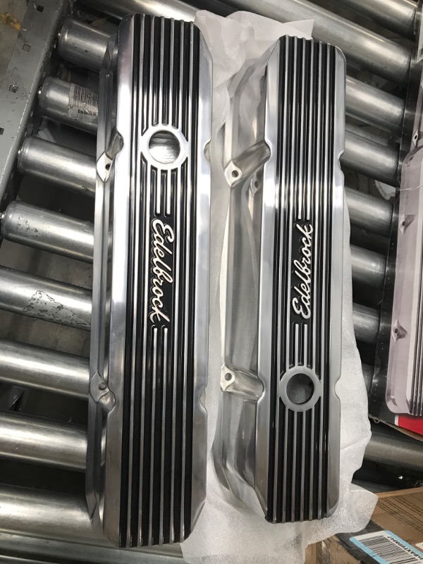 Photo 2 of Edelbrock 4276 Valve Cover, Silver