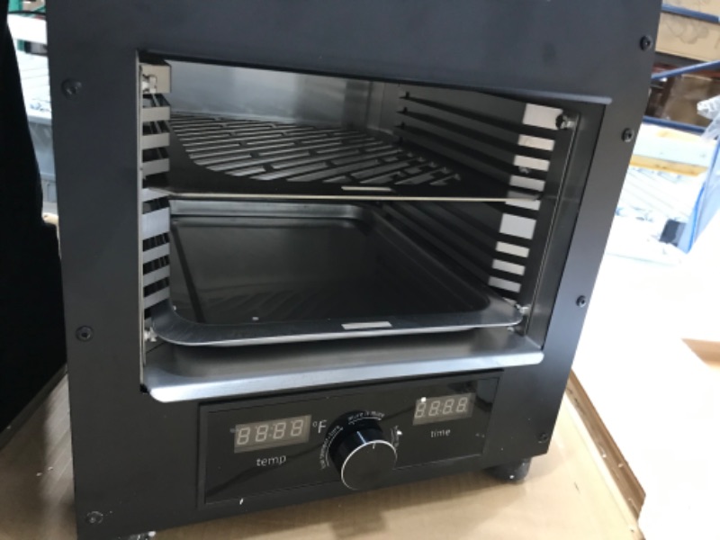 Photo 1 of PARTS ONLY/READ NOTES  **  Flame King Scorch Smokeless Infrared Electric Broiler for Indoor Use, Fits on Kitchen Counter, Insulated, Comes with Broiler Tray