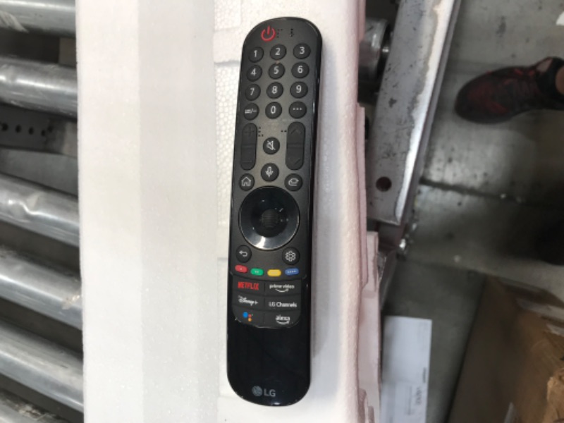 Photo 1 of LG 43-Inch Class UQ9000 Series Alexa Built-in 4K Smart TV (3840 x 2160),Bluetooth, Wi-Fi, USB, Ethernet, HDMI 60Hz Refresh Rate, AI-Powered 4K, Cloud Gaming (43UQ9000PUD, 2022)
