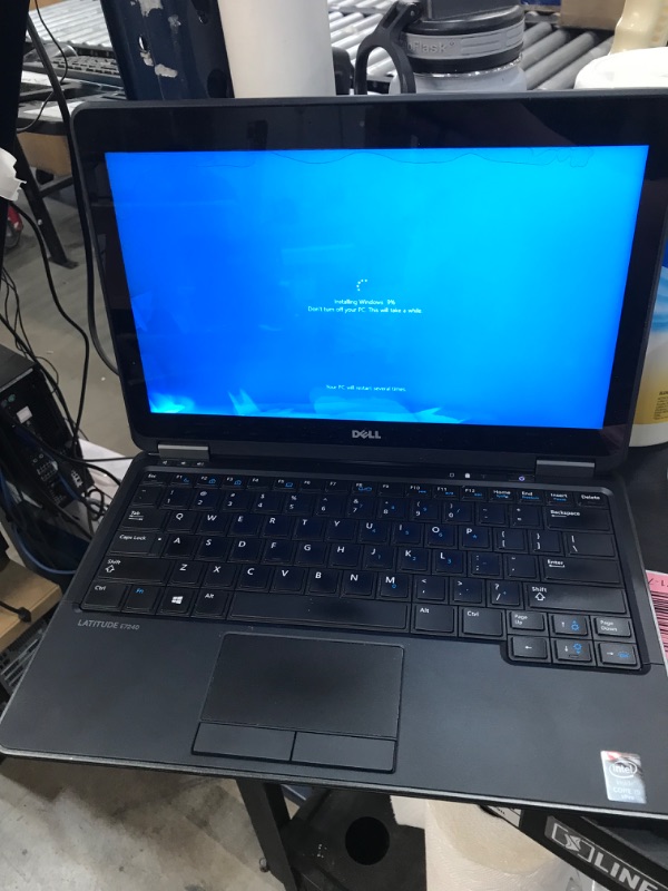 Photo 9 of Dell Latitude E7240 Ultrabook PC - Intel Core i5-4300U 1.9GHz 8GB 128GB SSD Windows 10 Professional (Renewed)
