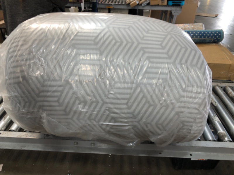 Photo 1 of **USED** BedStory 4 Inch Memory Foam Mattress Topper Twin, Gel & Bamboo Charcoal Infused Bed Toppers, Foam Mattress Pad with Breathable Removable Cover, High-Density Memory Foam 4" Gel Bamboo Charcoal Memory Foam Twin